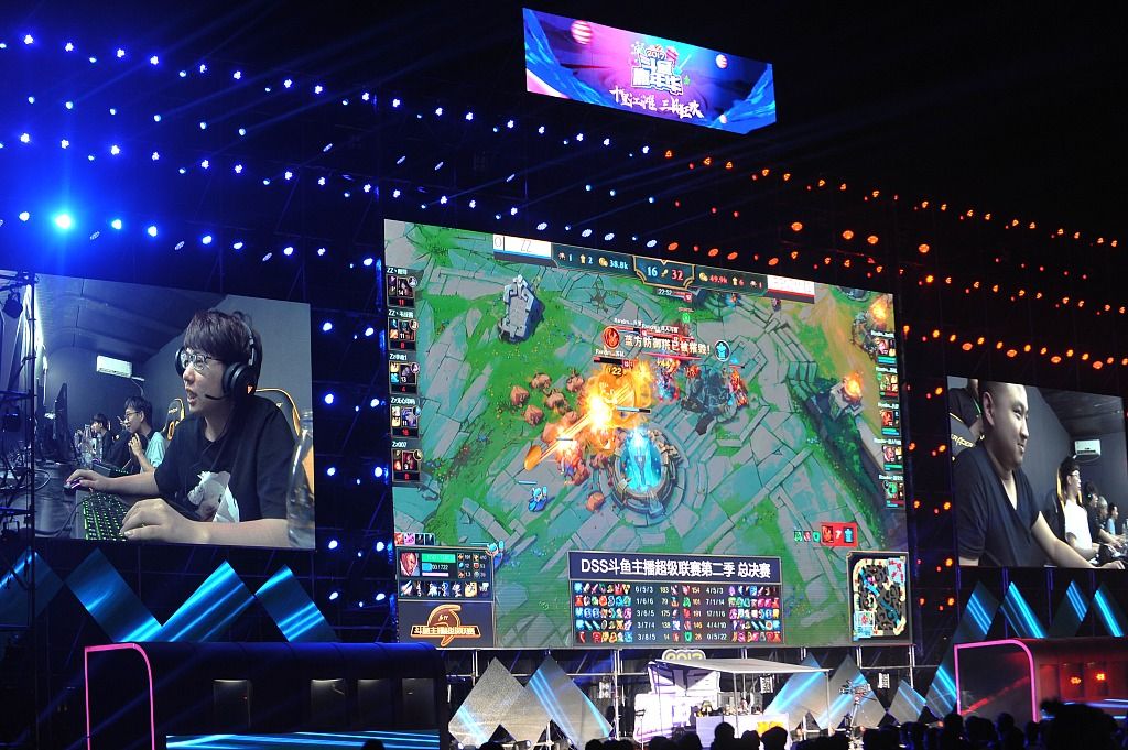 騰訊推動(dòng)斗魚(yú)虎牙合并，制衡B站、快手